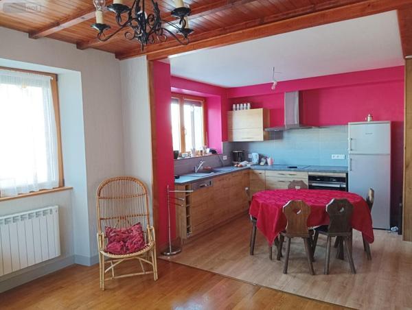 Immeuble à vendre à Boujailles dans le Doubs (25560), ref : VI101-25014