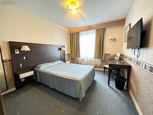 Murs commerciaux à vendre à Montrichard-Val-de-Cher dans le Loir-et-Cher (41400), ref : 12101/1262   
CENTRE BOURG