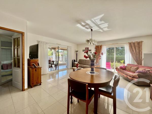Maison à vendre  4 pièces - 90 m 2   ST GEORGES D OLERON  - 17