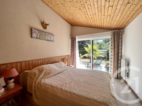 Maison à vendre  4 pièces - 90 m 2   ST GEORGES D OLERON  - 17