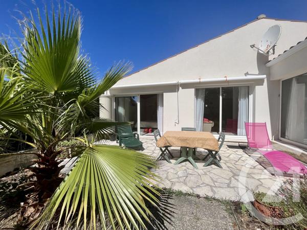 Maison à vendre  4 pièces - 90 m 2   ST GEORGES D OLERON  - 17