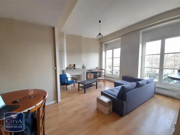 Appartement à louer 4 pièces 84.68m²