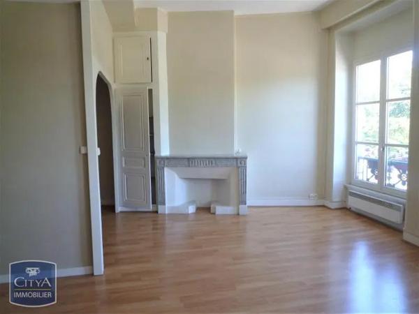 Appartement à louer 4 pièces 84.68m²