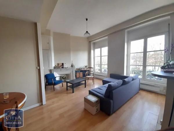 Appartement à louer 4 pièces 84.68m²