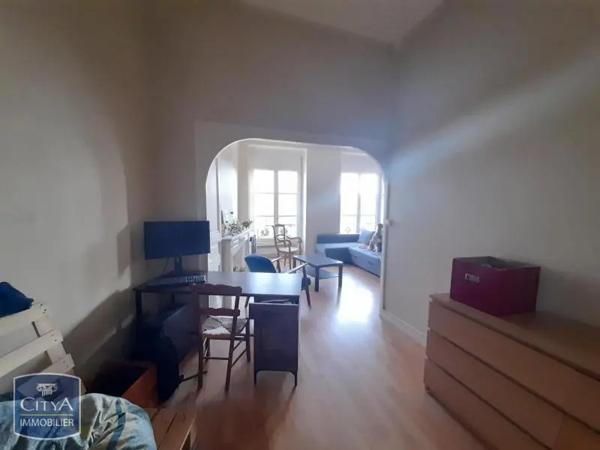 Appartement à louer 4 pièces 84.68m²
