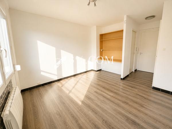 Studio 1 pièce(s) 23 m²