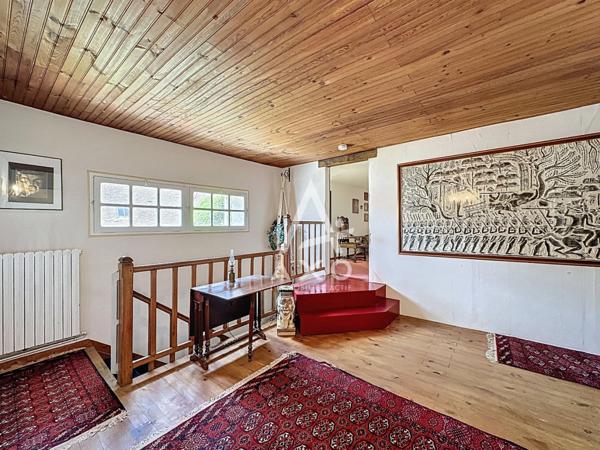 Maison familiale à vendre à 5 min de Thiron-Gardais (28480)  7 chambres, dépendances, terrain arboré