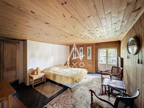 Maison familiale à vendre à 5 min de Thiron-Gardais (28480)  7 chambres, dépendances, terrain arboré