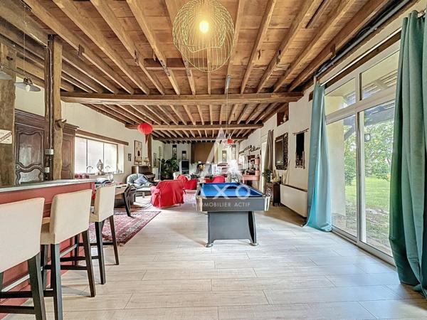 Maison familiale à vendre à 5 min de Thiron-Gardais (28480)  7 chambres, dépendances, terrain arboré