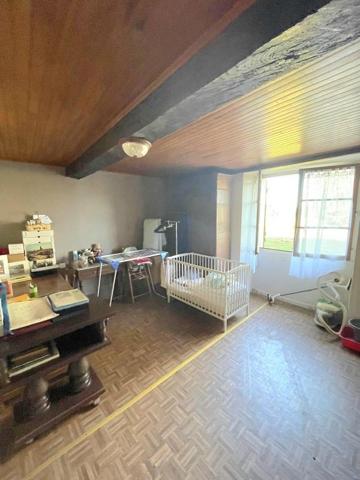 Vente / Corps de ferme à Pouillon (40350)