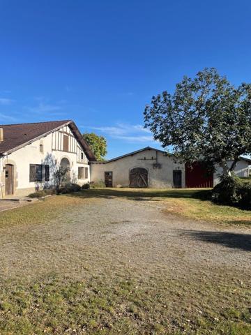 Vente / Corps de ferme à Pouillon (40350)