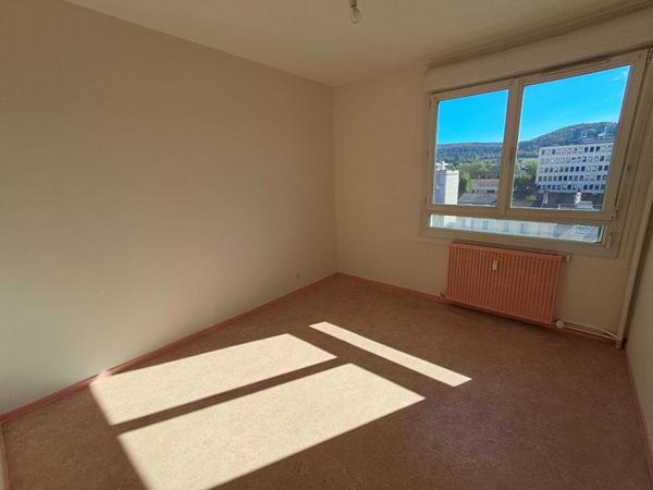 Appartement 80 m2 à Vesoul à 75 000 euros