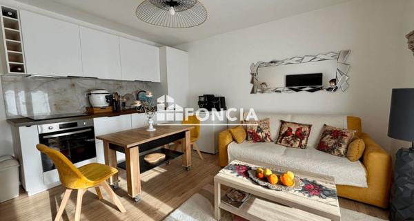 À vendre Appartement 2 pièces 49.88 m² - Saint-cyr-sur-mer 83270