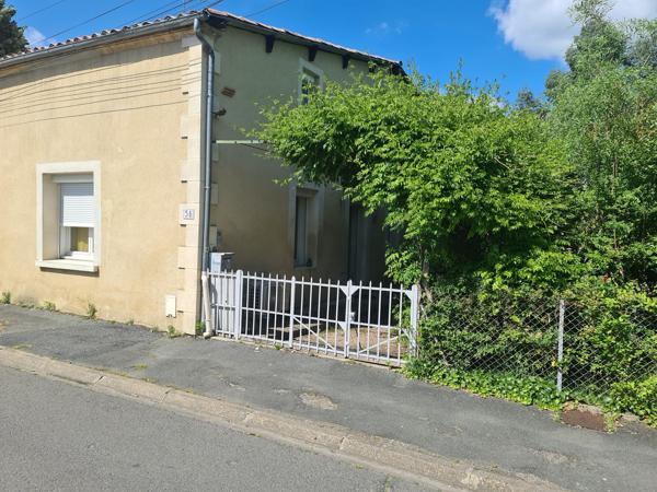 JOLIE MAISON de Ville