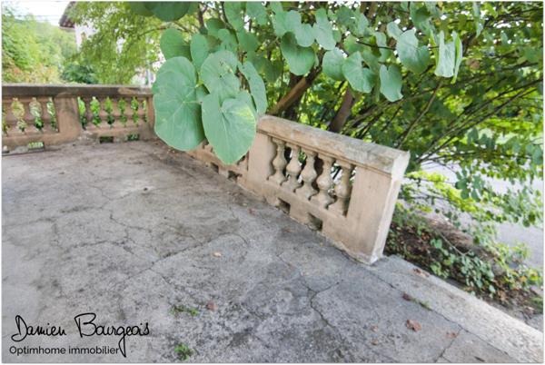 Charmant Duplex Lumineux T5 avec terrasse au cœur de Pougny