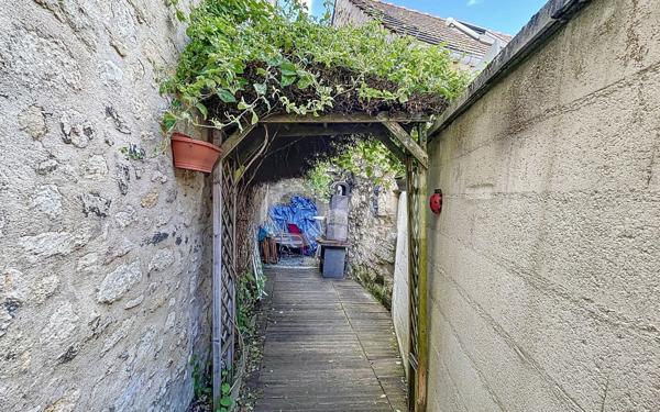 Maison à vendre    4 pièces • 72 m2 Villers-Saint-Paul