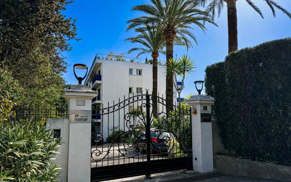 Appartement à vendre    3 pièces • 65,92 m2 Cannes