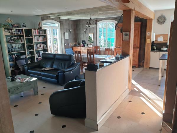 Belle villa idéalement située en centre de LOCHES