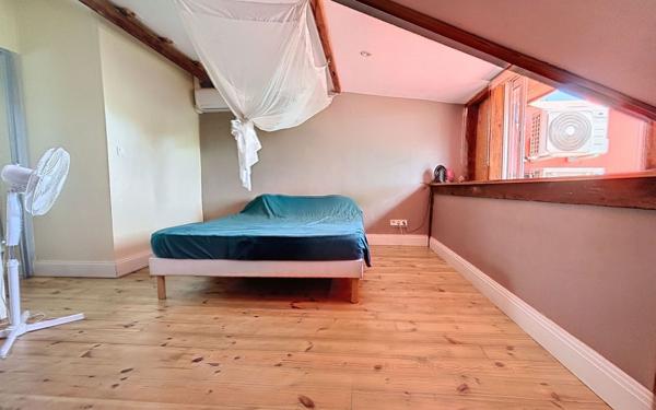 Maison à vendre    6 pièces •  Basse-Terre