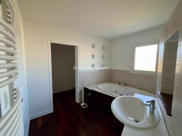 Vente Maison 6 pièces 197 m2 à Cholet