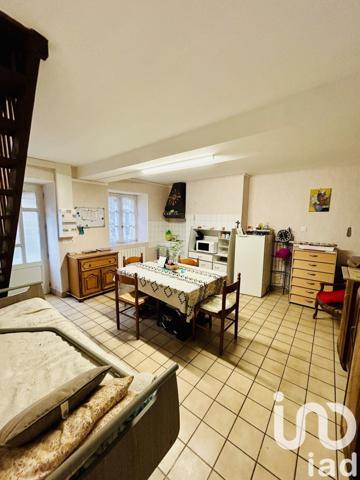 Maison de ville 2 pièces de 48 m² à Ernée (53500)