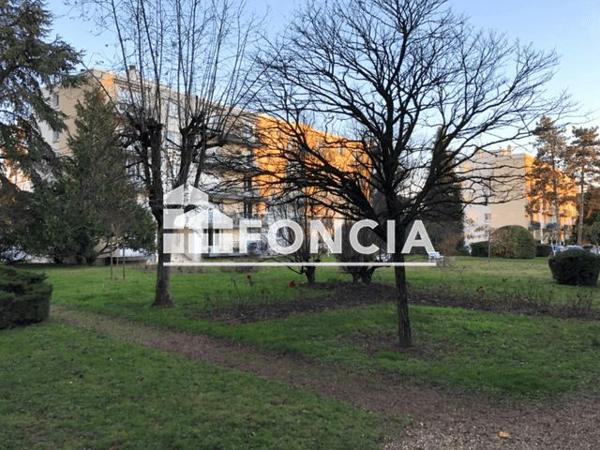 Location Appartement 2 pièces 40.03 m² - BATIMENT ANEMONE Tours 37100