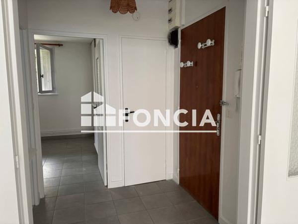 Location Appartement 2 pièces 40.03 m² - BATIMENT ANEMONE Tours 37100