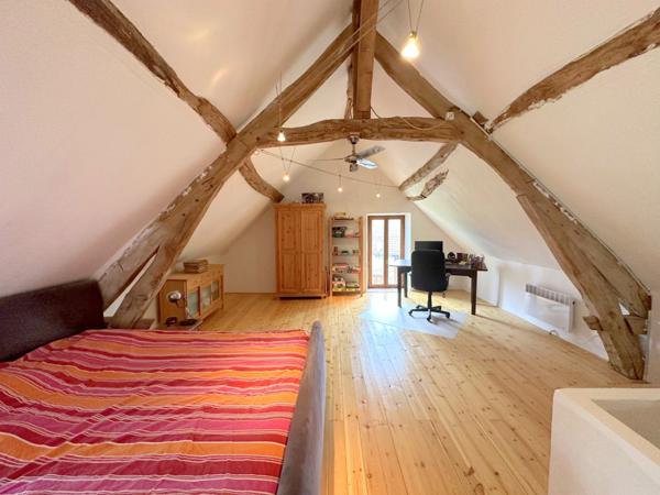 Maison à vendre 2 pièces SAINT MAUR (18)