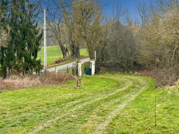 Maison à vendre 2 pièces SAINT MAUR (18)