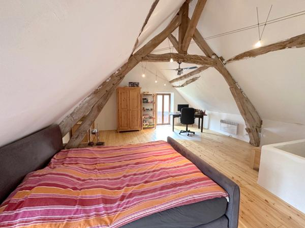 Maison à vendre 2 pièces SAINT MAUR (18)