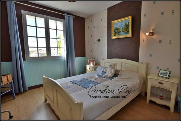 Gétigné (44190) GETIGNE Centre bourg, maison 3 ch - 2 garages et 1870 m² de jardin clos et arboré.