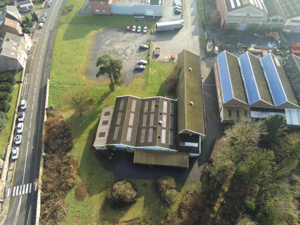 Batiment industriel 1100 m2 sur terrain constructible de 6500 m2