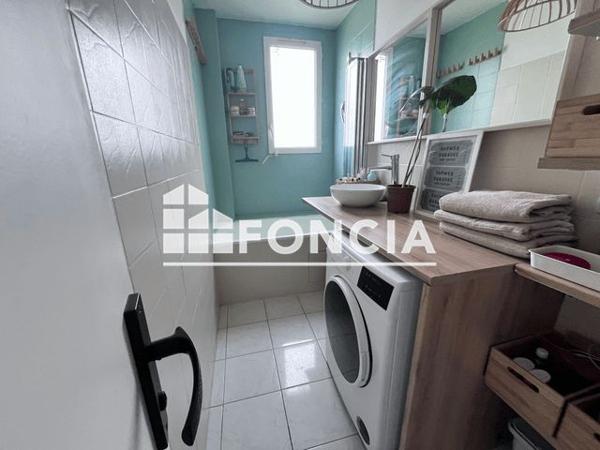 Location Appartement 3 pièces 55.2 m² - 14-18 RUE GUY MOQUET Champigny Sur Marne 94500