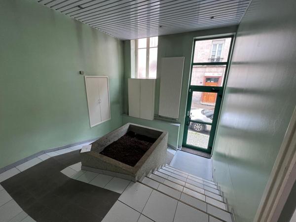 Local commercial · Location Tarare (69170)