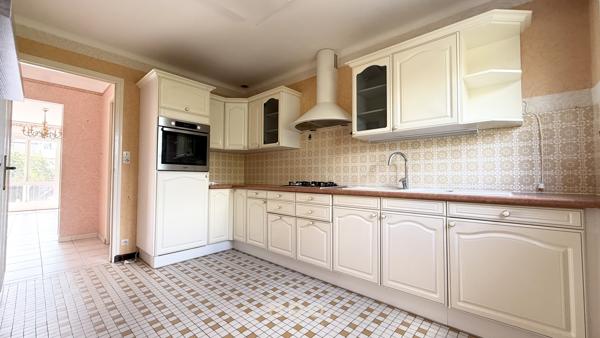 APPARTEMENT 3 PIÈCES - 84M2 - BALCON SUD - GARAGE - VANNES LA MADELEINE