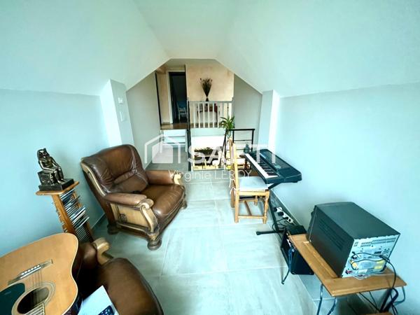 Ensemble immobilier maison de 195m2 avec 2 terrains constructibles