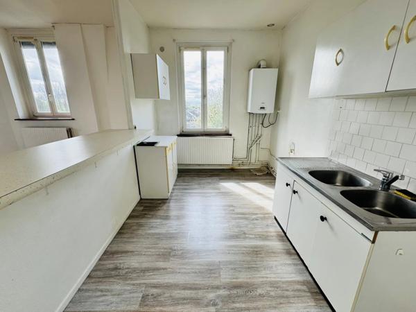 Location Appartement 2 pièces 50 m2 à Saint-Quentin