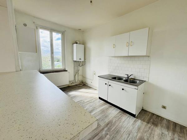 Location Appartement 2 pièces 50 m2 à Saint-Quentin