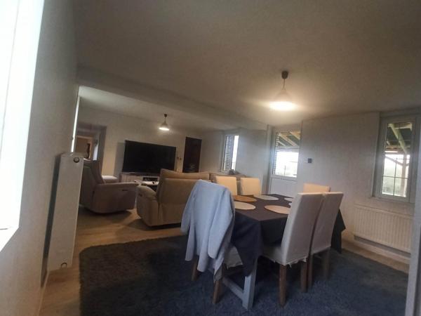 Maison 186 m2 avec 5 chambres sur un terrain arboré de 5510 m2