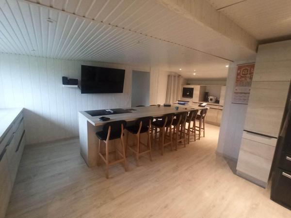Maison 186 m2 avec 5 chambres sur un terrain arboré de 5510 m2