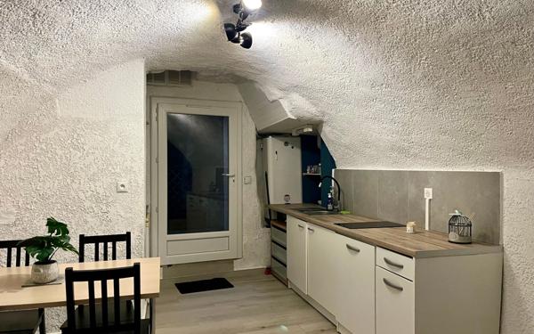 Maison à louer    2 pièces • 33 m2 Saint-Bauzille-de-Montmel