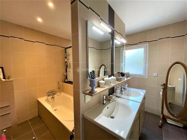 Vente Maison 117 m2 à Saint-Jean-de-Monts