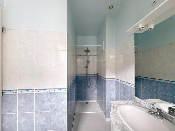 Maison de village rénovée avec garage