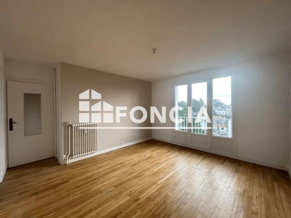 Location Appartement 4 pièces 64.01 m² - RESIDENCE LE VAL D'ERDRE Nantes 44000