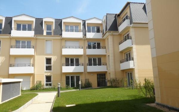 Appartement à vendre    2 pièces • 40,70 m2 Brie-Comte-Robert