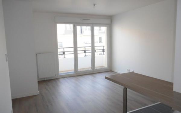 Appartement à vendre    2 pièces • 40,70 m2 Brie-Comte-Robert