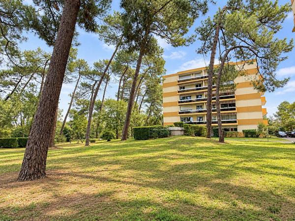 À vendre - Appartement T2 avec balcon et parking à Cap de Bos