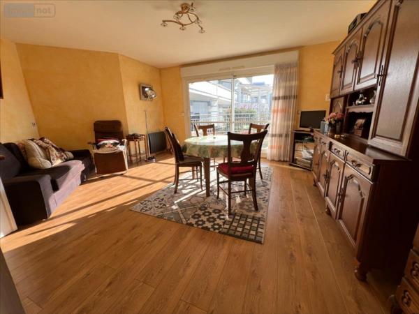 Appartement à vendre à Mont-Saint-Aignan en Seine-Maritime (76130), ref : 76004-1073954