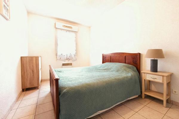 Appartement à vendre 2 pièces SAINT PIERRE DU MONT (40)