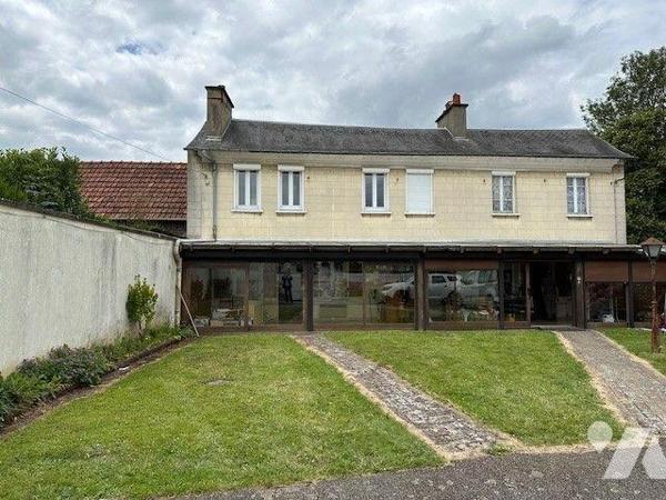 A vendre Maison 5 chambres à Bonsecours. Maison de ville 157m² hab au pied des commodités compr...